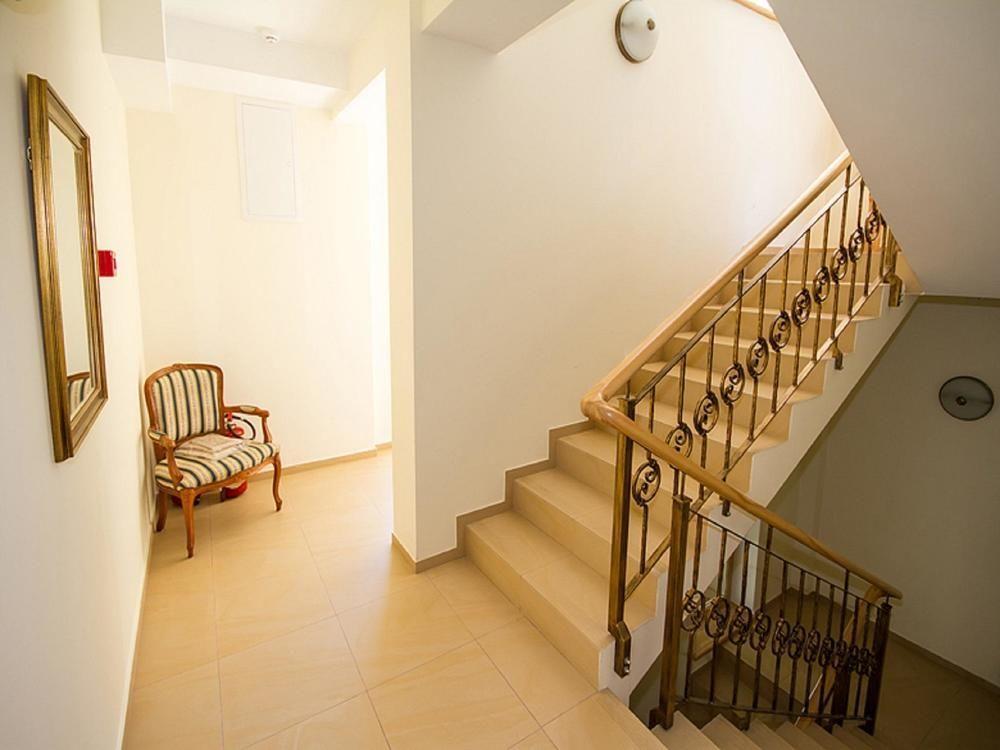 Aparte Lux ยูร์มาลา ภายนอก รูปภาพ